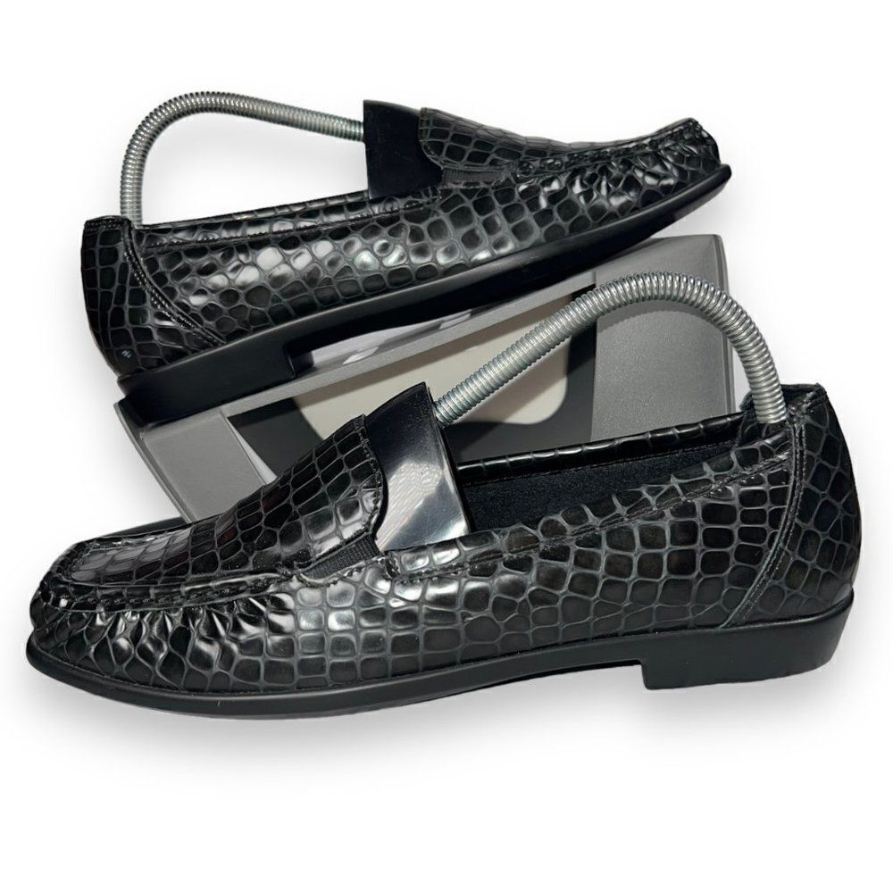 BM Bernie Mev. Croc Loafers Black Faux‎ Leather Women's 11